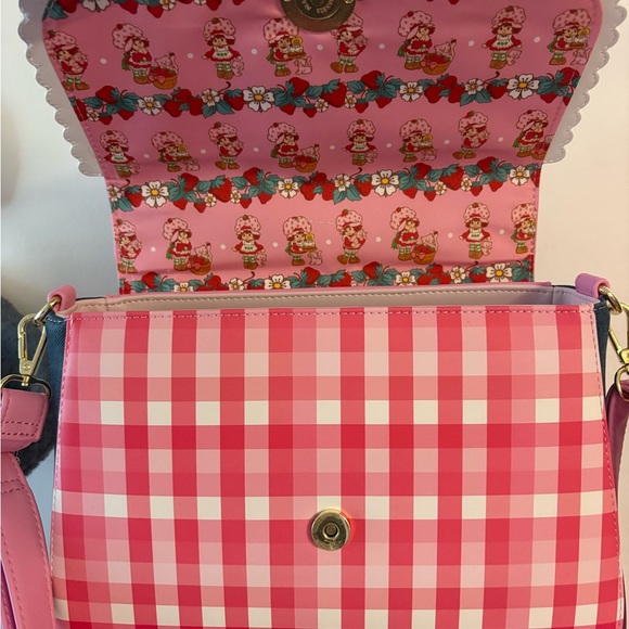 Strawberry Shortcake Loungefly Bag - Picture 3 of 6